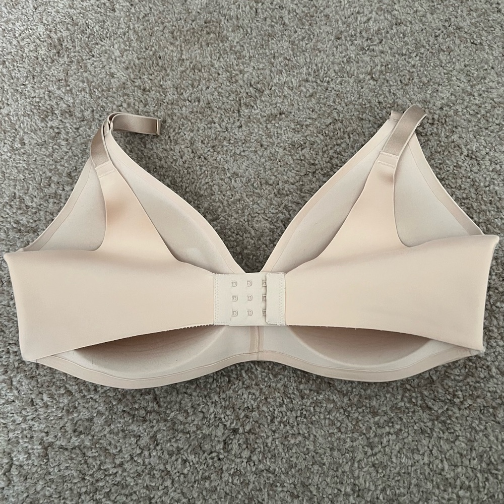 Soma Cream Wireless Bra - Picture 2 of 3